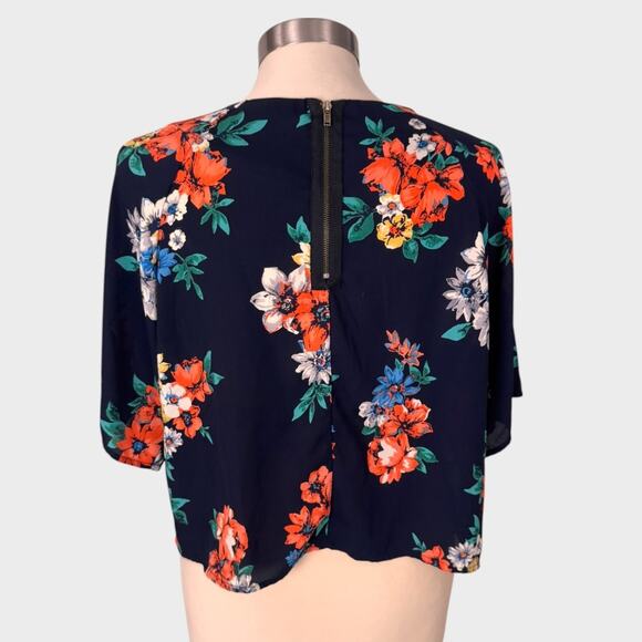Forever 21 Medium Short Sleeve blue Floral Bouse Back Zipper Polyester - Picture 5 of 6